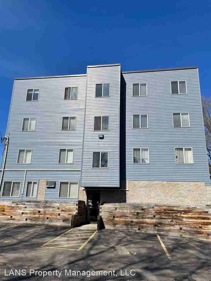 Stearns Terrace Apartments - Photo 2 of 10