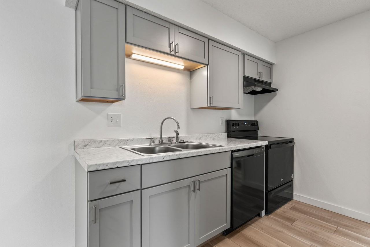 Southcreek Apartments - Photo 2 of 26