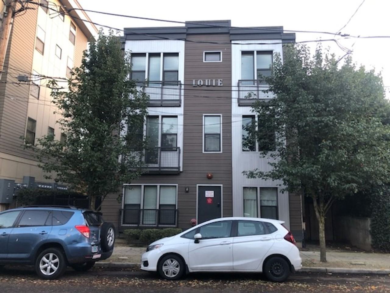 Apply the same day you view and receive the first month free rent on a 13 - Photo 5 of 5