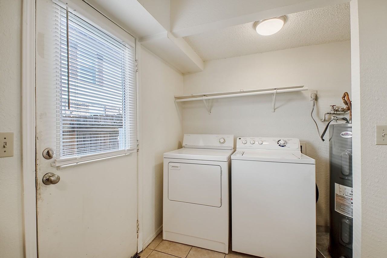 653-1035 N Betty Jo Dr - Photo 2 of 14