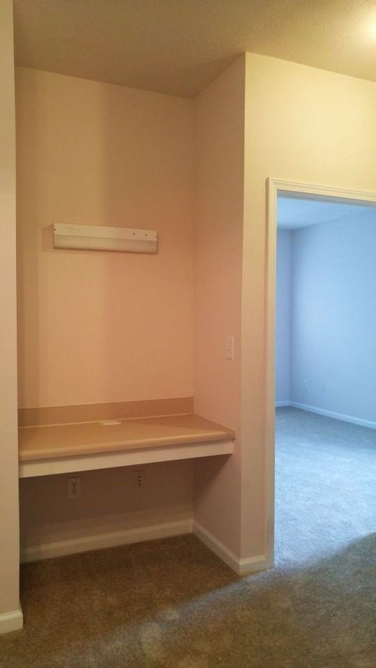 Gateway Crossing Apartment Homes - Photo 3 of 50