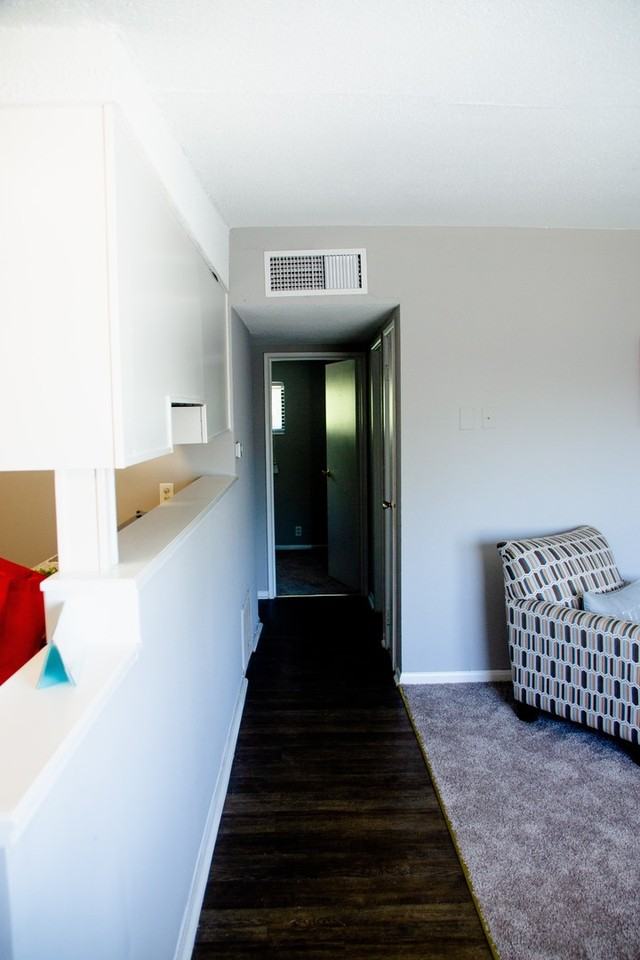 Crimson Apartments - Photo 4 of 12