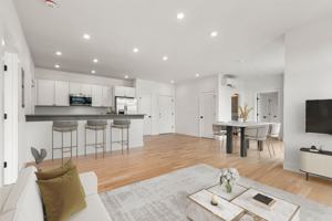 featured image of 581 Salem St