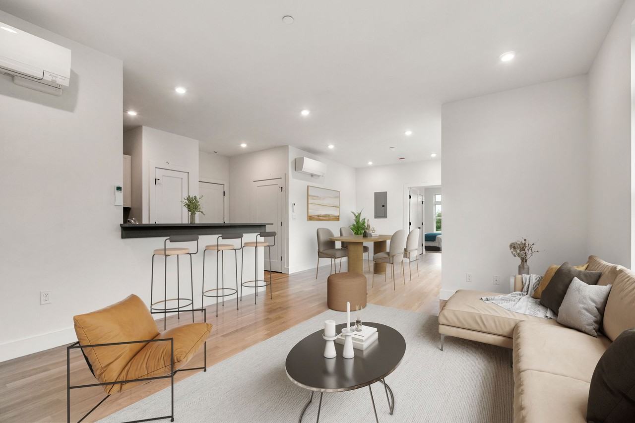 The Residence at 581 Salem St - Photo 6 of 19