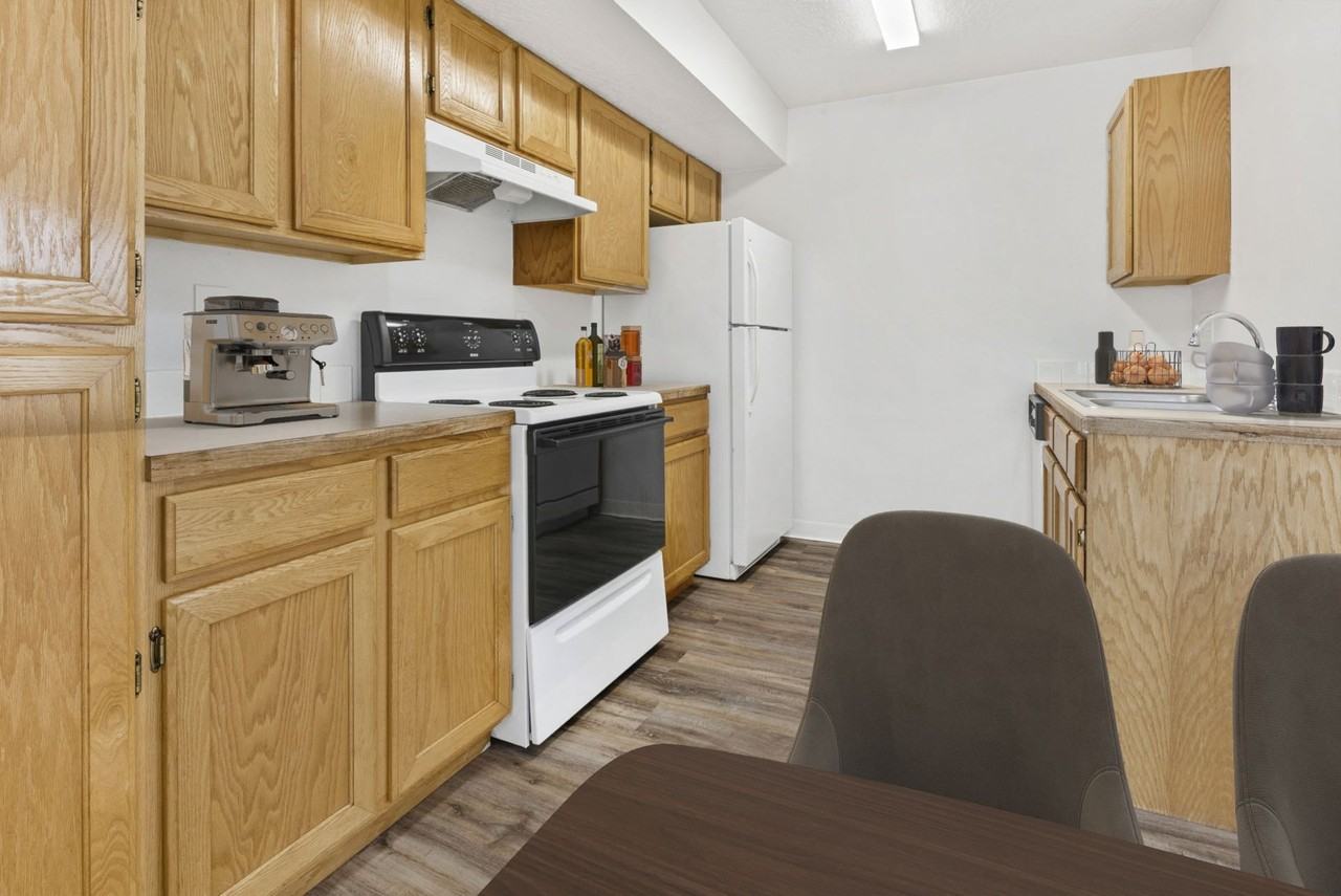 1 N Sugar St - Photo 7 of 23