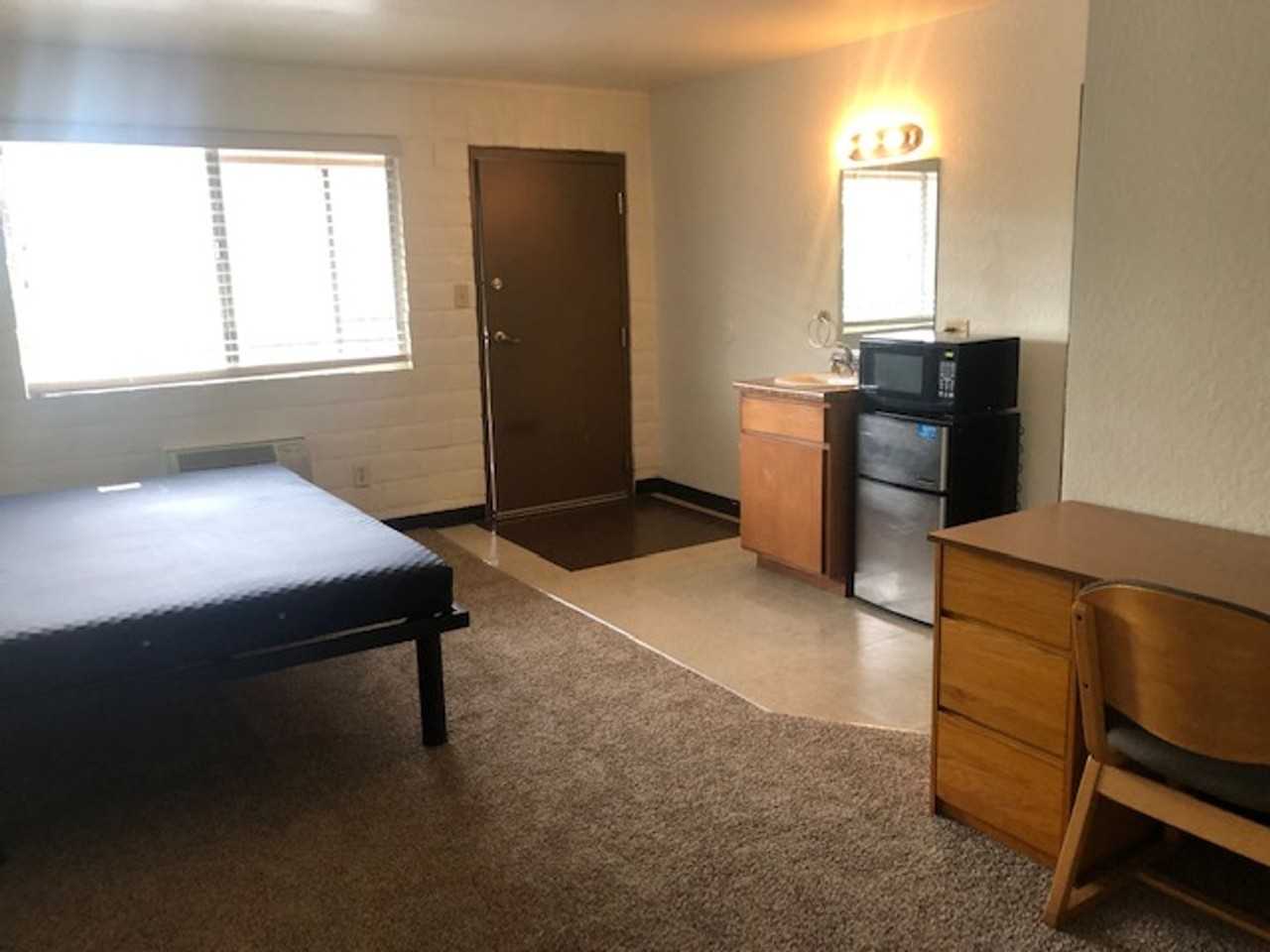 72 High St - Photo 2 of 5