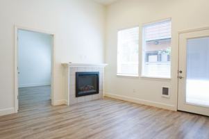 featured image of 3875 N Mississippi Ave