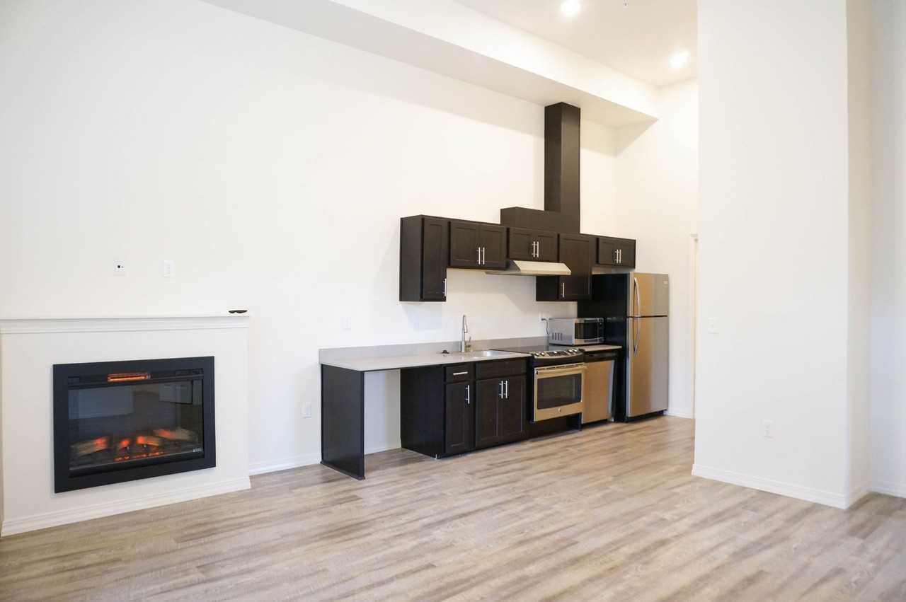 St. J's (Ivan 5) - Photo 2 of 16