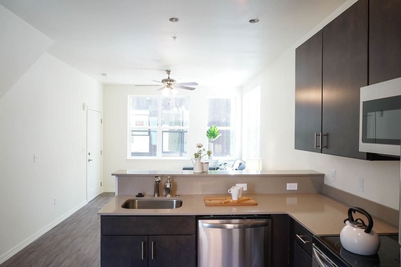 Syracuse (Ivan 3 - Photo 3 of 34