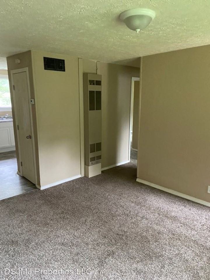 Rosemar Terrace - Photo 3 of 10