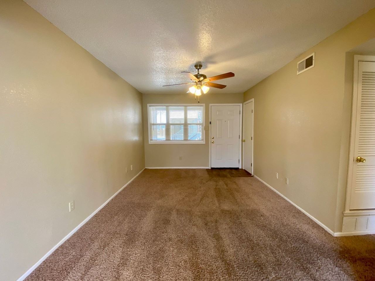 4705 Albany Ave #22 - Photo 2 of 13