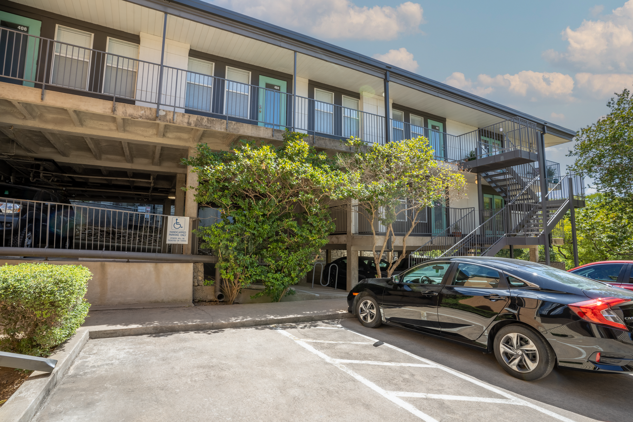 Nob Hill Homes - Photo 6 of 9