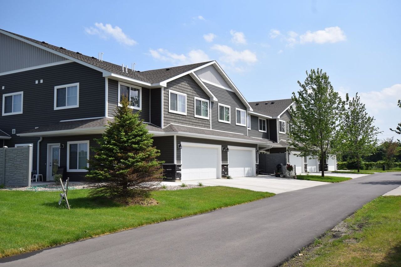 Fox Run Townhomes - Photo 2 of 35