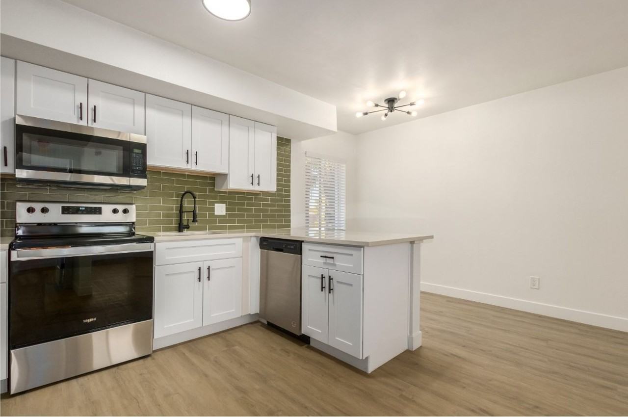 Beautiful Fully Renovated, Gated Community! - Photo 5 of 43