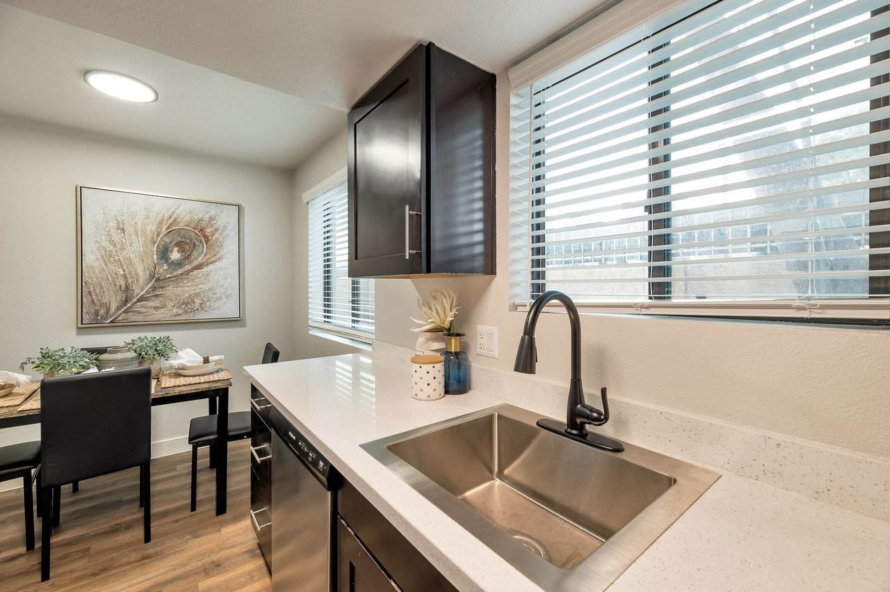 Alegre Apartments - Photo 5 of 15