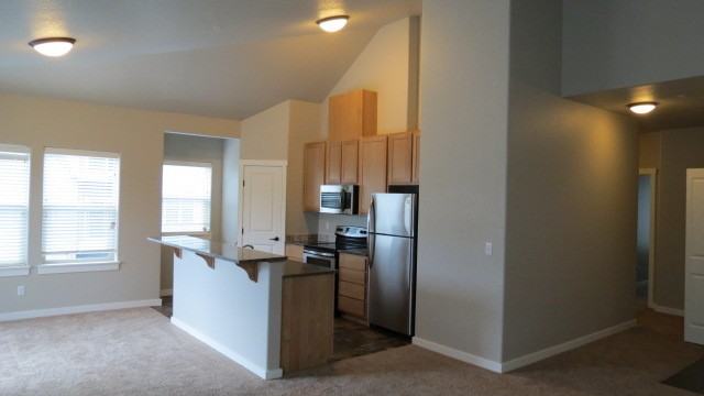 The Timbers at Towne Center - Photo 3 of 12