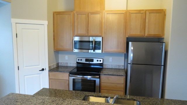 The Timbers at Towne Center - Photo 4 of 12