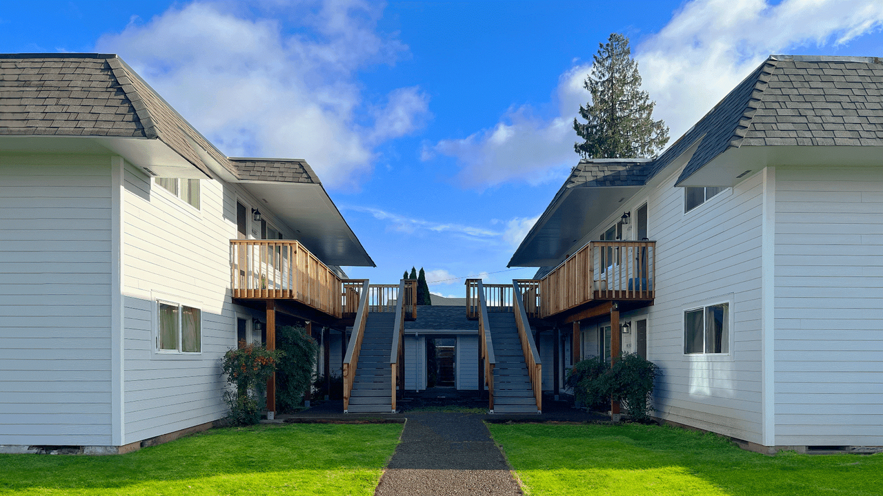 053-Summerwood Apartments - Photo 3 of 23