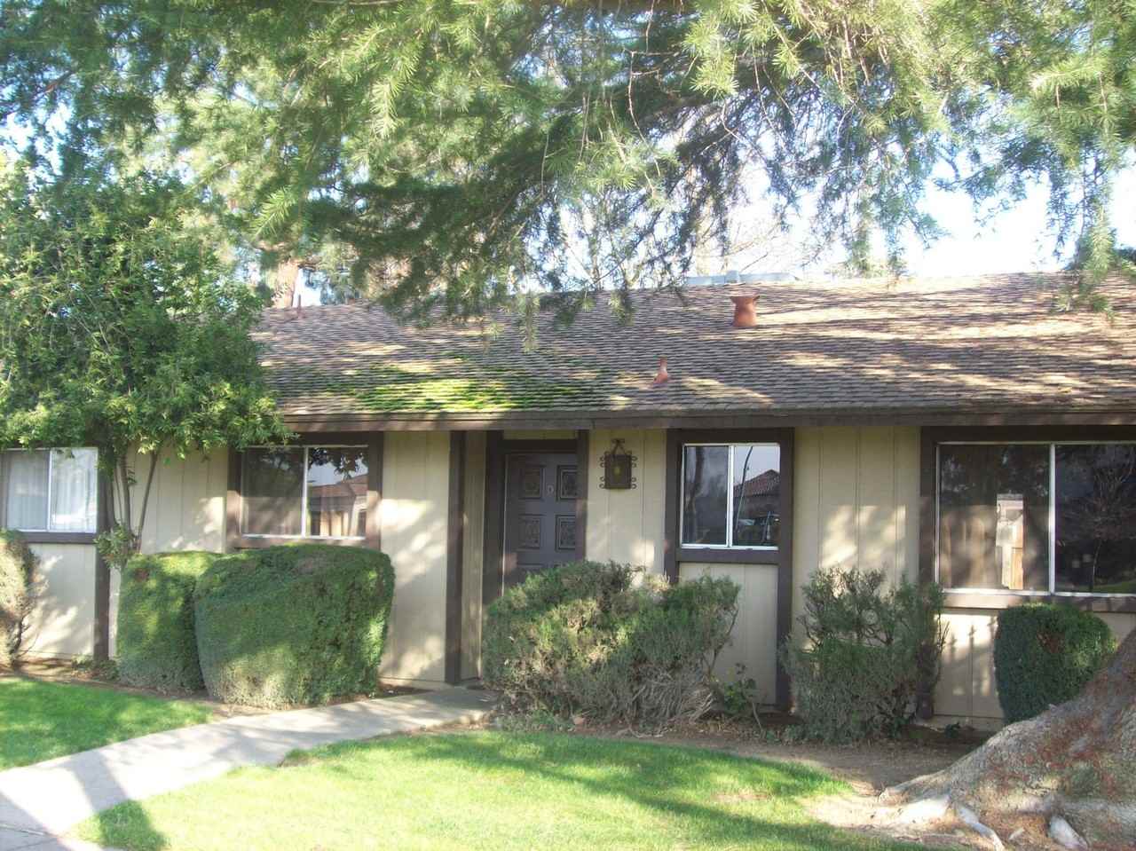 Yardley Gardens, a Lovely Garden Style Community in Merced - Photo 4 of 18