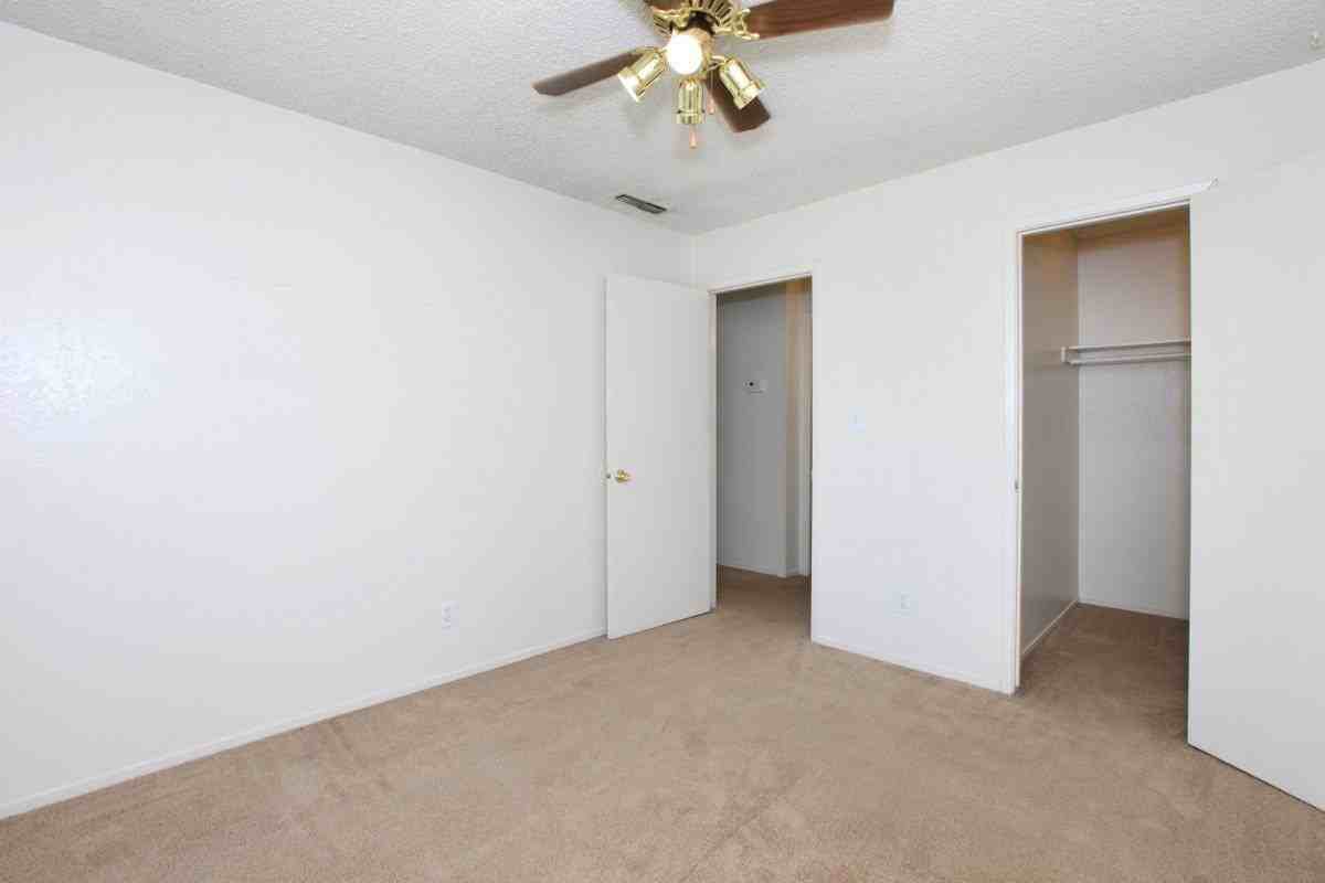 4650 N. First St - Photo 4 of 23