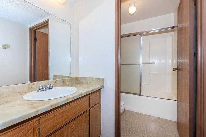 The Landings Edge at Lemoore - Photo 7 of 29