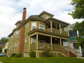262 Roosevelt Ave - Photo 1 of 1