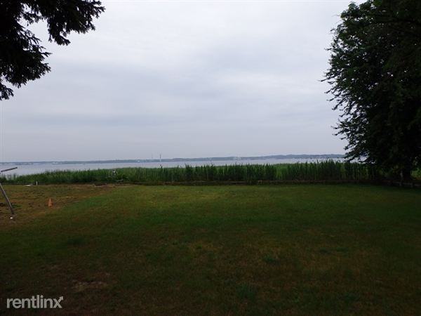 2679 Memorial Dr - Photo 2 of 16