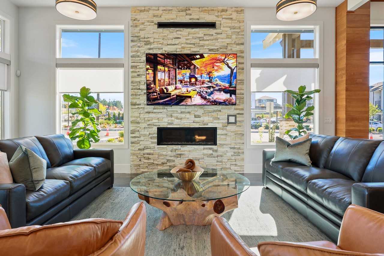 Switchback - Photo 7 of 32