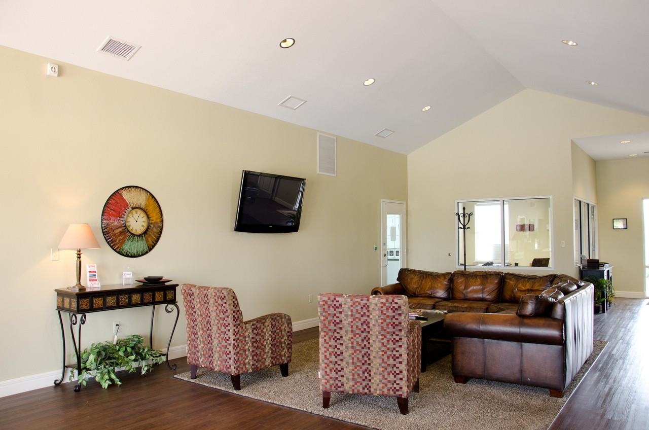 Summerfield Apartments - Photo 3 of 50