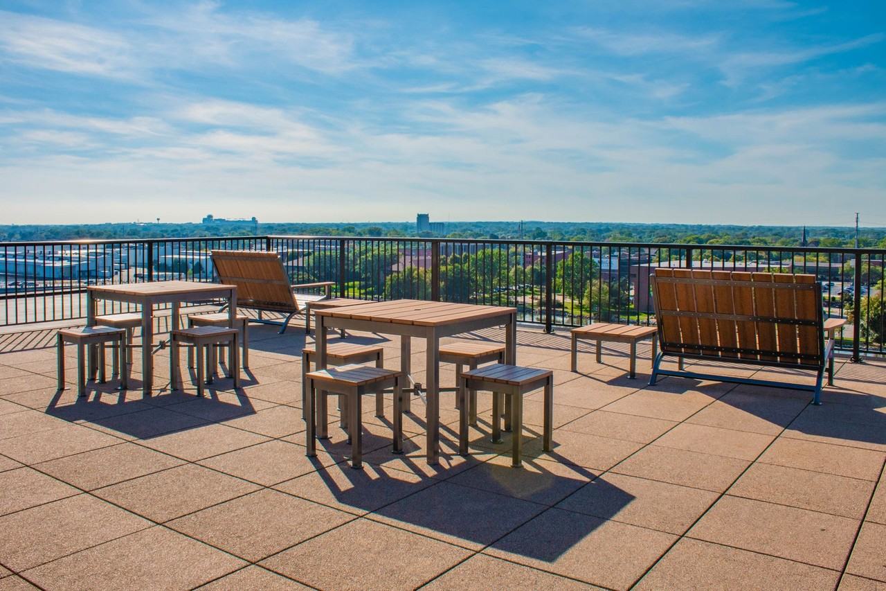 Flats on the Fox Apartments 335 N Washington St, Green Bay, WI 54301