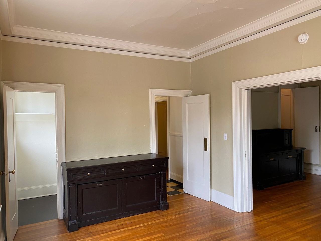 Serene Court - Photo 2 of 11