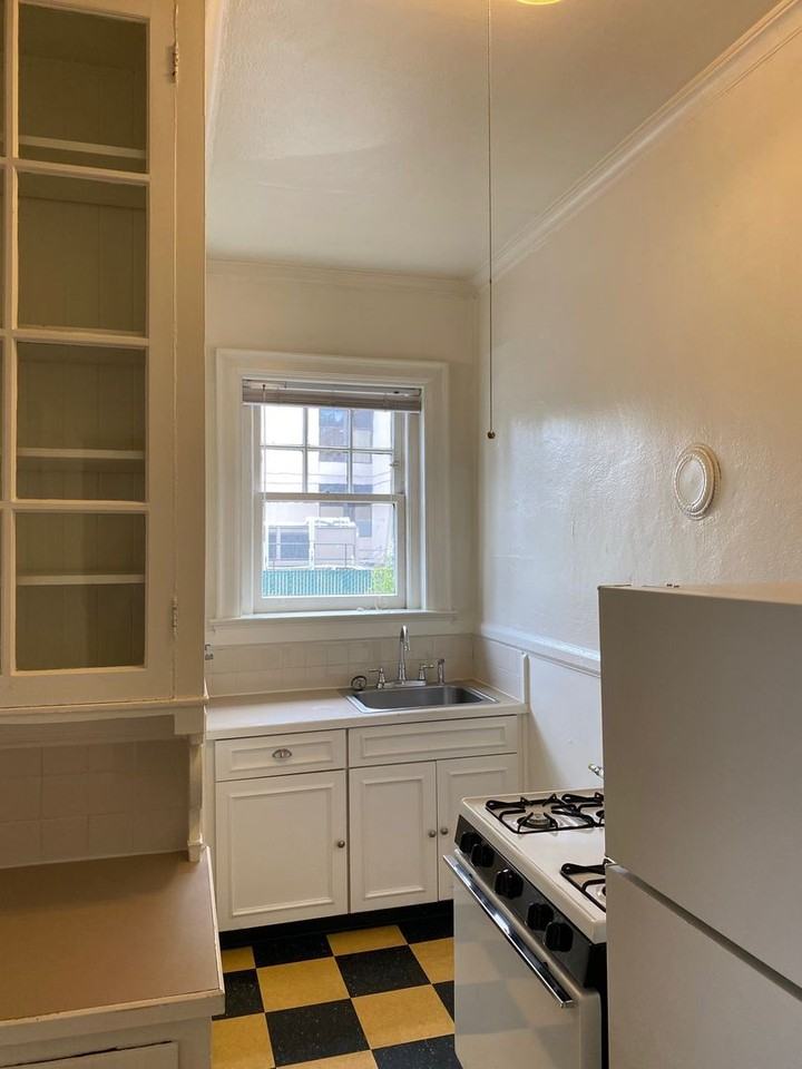 Serene Court - Photo 3 of 11