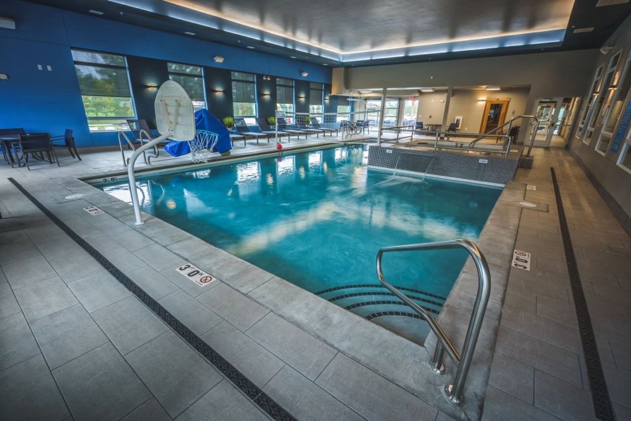 MANAGER SPECIALS: Sign a 6 month or longer lease on our 2 bedrooms and receive one FREE month of rent! - Photo 3 of 50