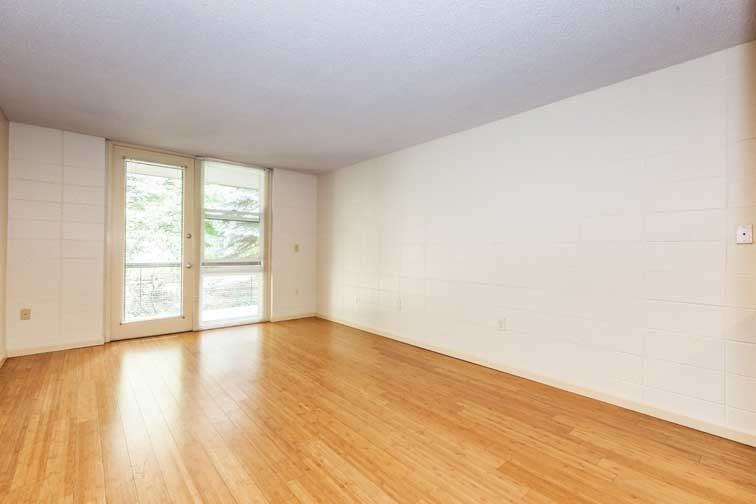 1905 NW 29th Ave - Photo 4 of 35