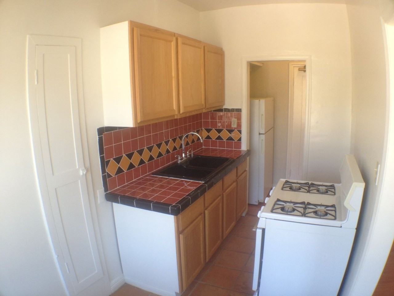 Alexandria Apartments LLC - Photo 5 of 20
