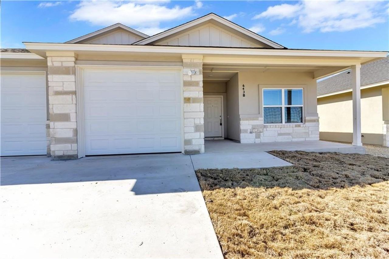 643 County Road 306 - Photo 2 of 15