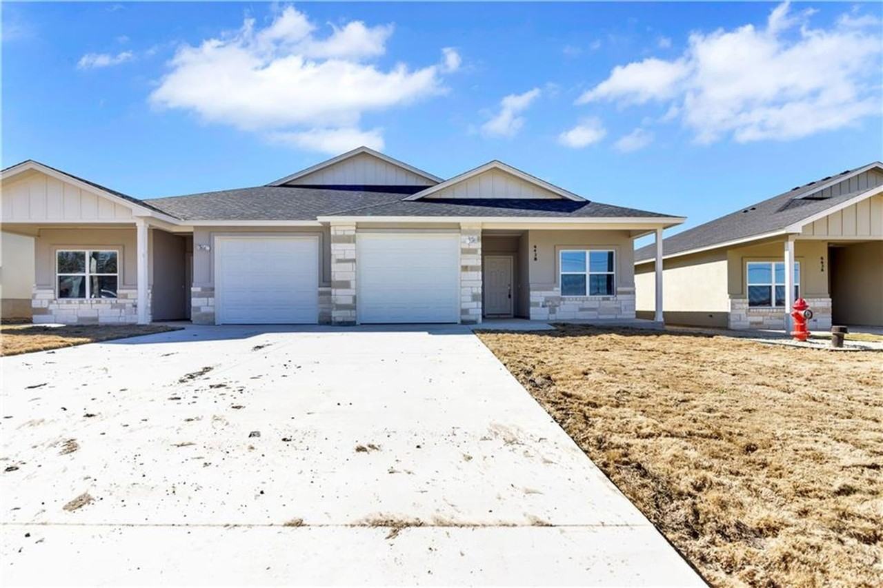 643 County Road 306 - Photo 3 of 15