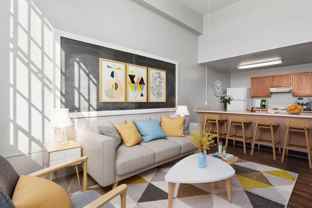 301 W 13th St - Photo 1 of 1