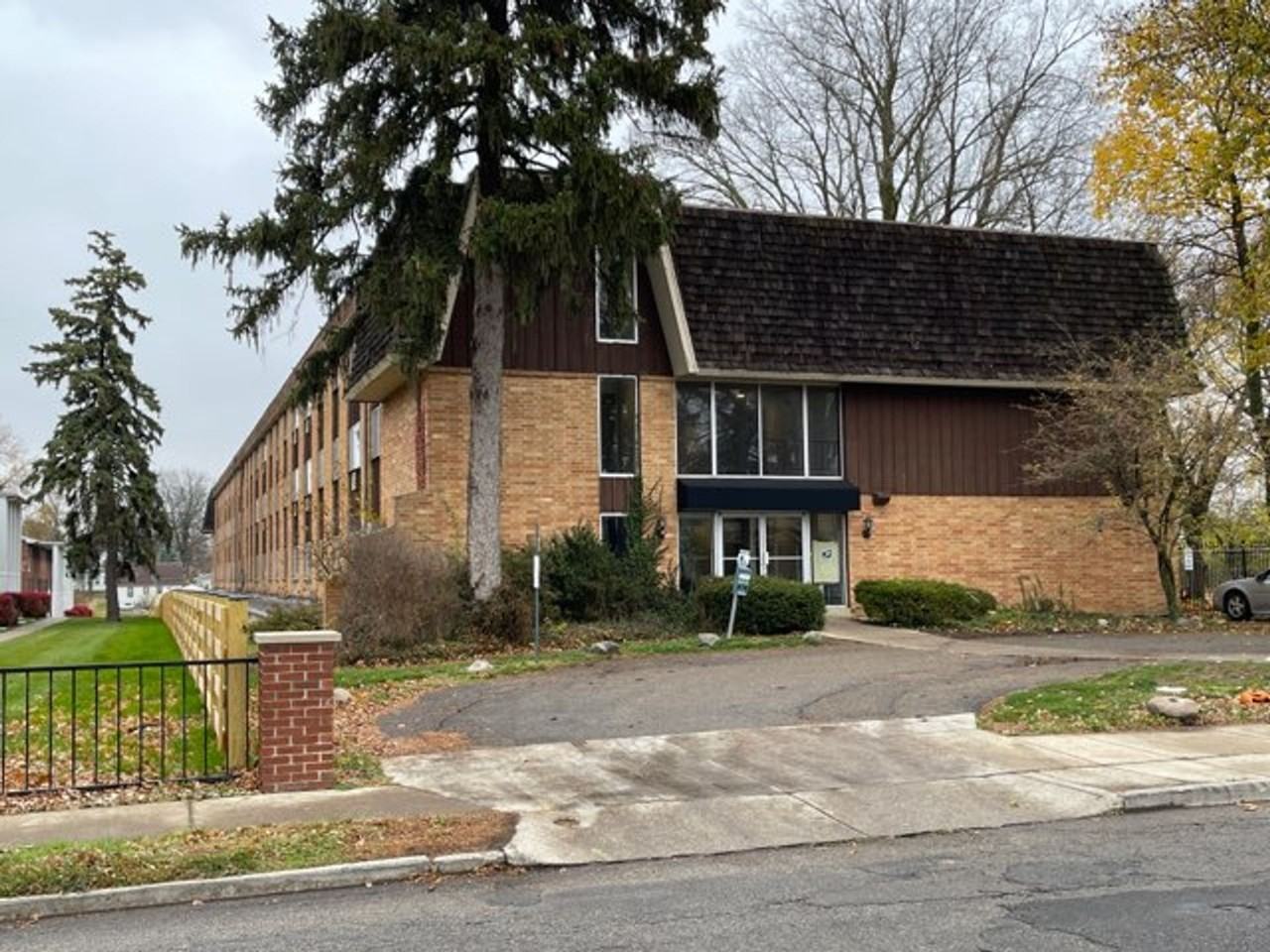 District on Riverside - Photo 7 of 50