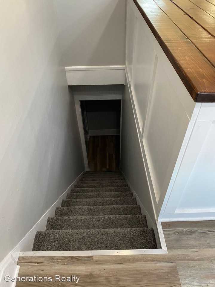 124 Charles St. - Photo 3 of 12