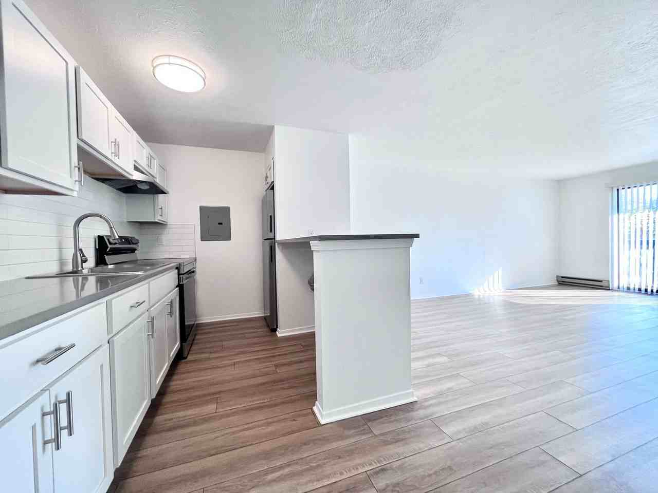 Acres Crossing Apartments - Photo 2 of 21