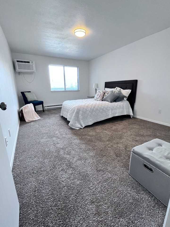 Acres Crossing Apartments - Photo 3 of 21