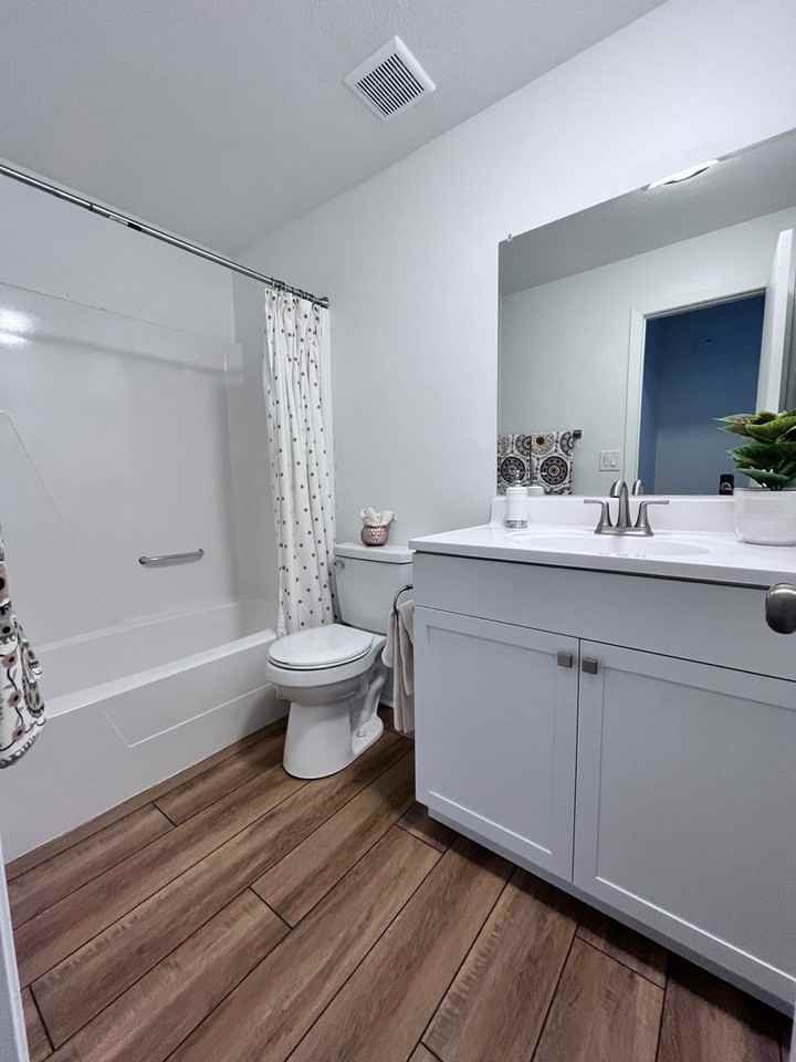 Acres Crossing Apartments - Photo 4 of 21