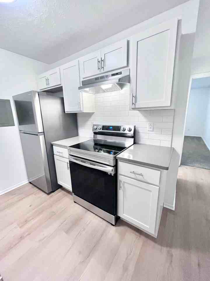 Acres Crossing Apartments - Photo 3 of 50