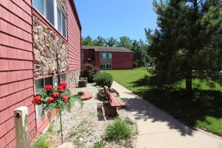 4th Street Manor - Photo 1 of 1