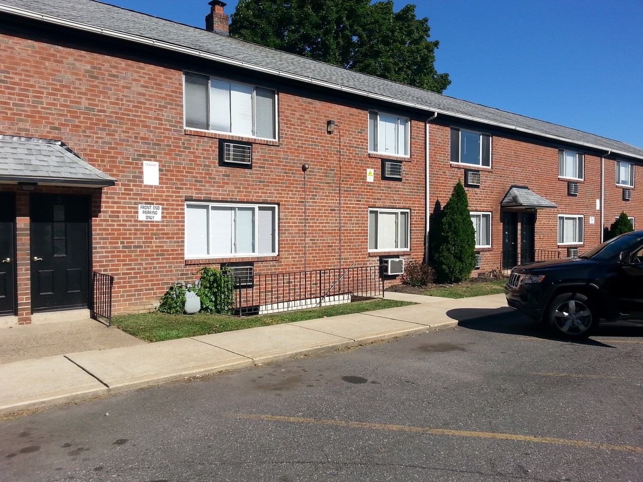 Regency Terrace - Photo 3 of 27