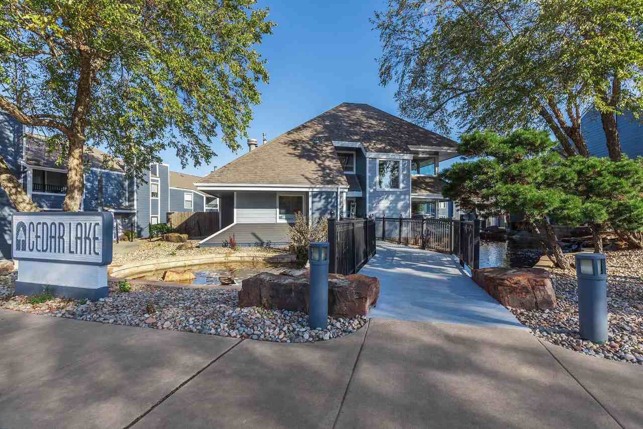 Cedar Lake Apartments - Photo 3 of 11