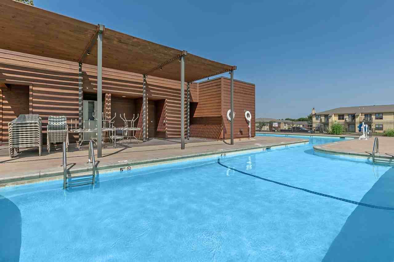 Quail Lakes Apartments - Photo 3 of 50