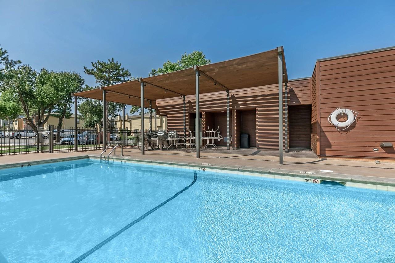 Quail Lakes Apartments - Photo 4 of 50