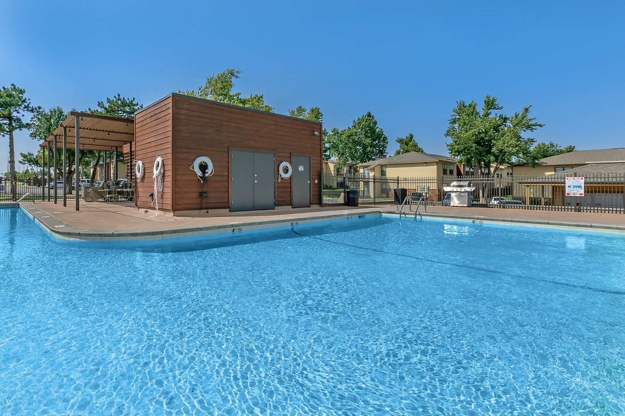 Quail Lakes Apartments - Photo 2 of 50